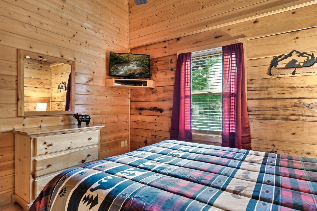 Cozy Log Cabin!! In Heart Of Pf & Close To The Smokies Pigeon Forge Eksteriør bilde